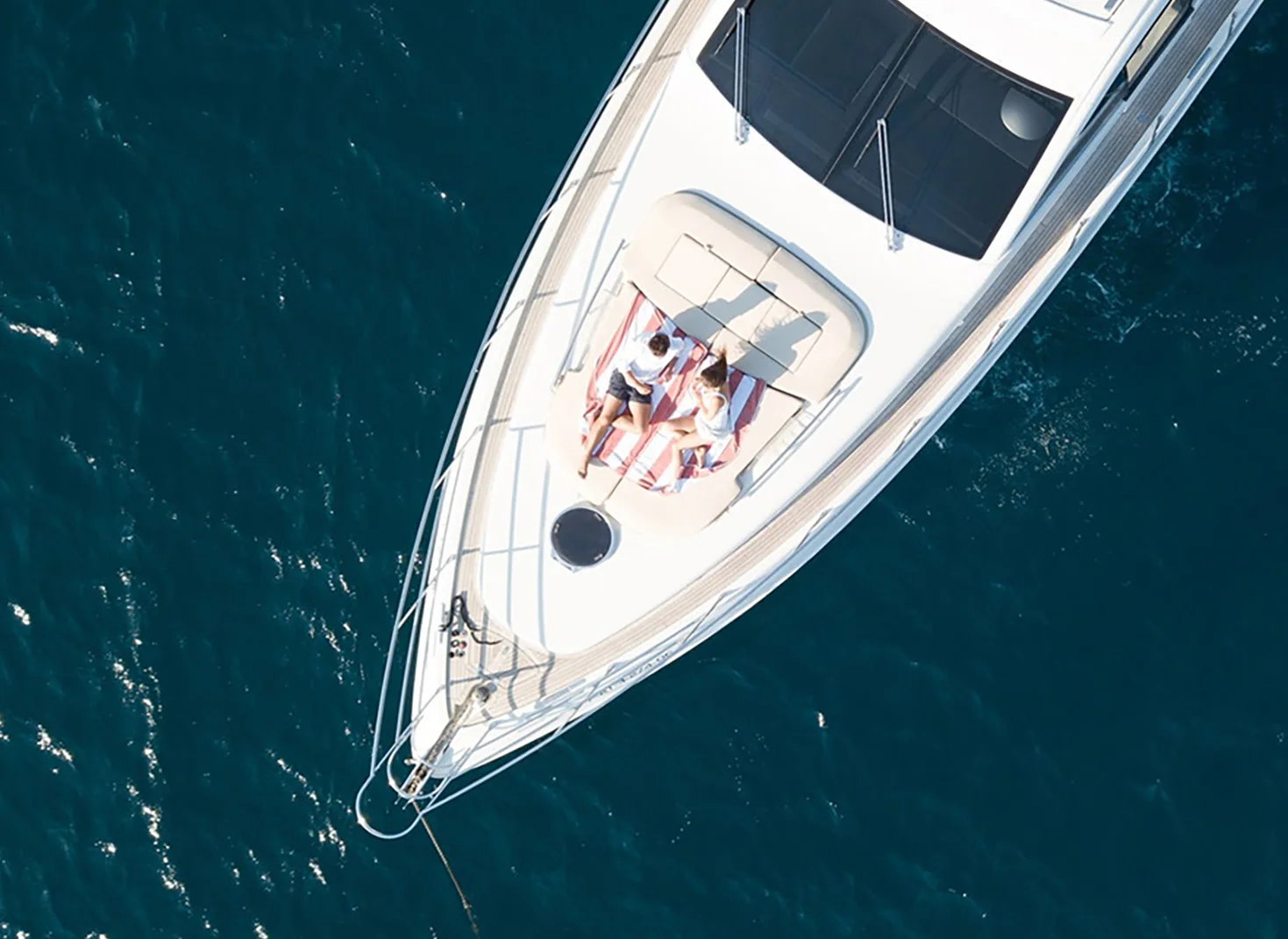 Navegar entre mar y viñedos